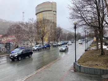 Петропавловск-Камчатский остается в зоне влияния непогоды