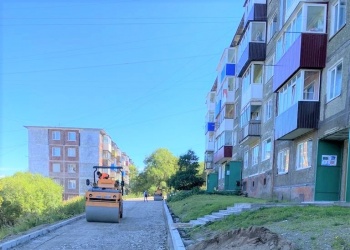 В краевой столице продолжается благоустройство дворовых территорий