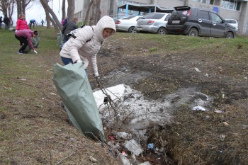 Общественные субботники продолжаются в краевой столице