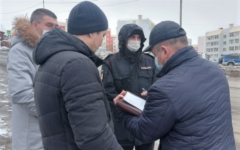 В краевом центре проводятся проверки соблюдения масочного режима в городских автобусах