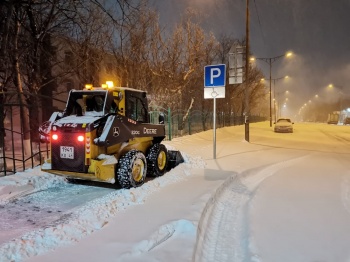 Петропавловск-Камчатский остается под действием циклона